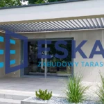 Opoczno szara pergola w opasce betonowej z oświetleniem LED ESKA Zabudowy Tarasu